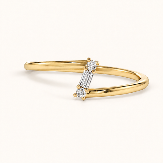 Swivel Diamonds Ring