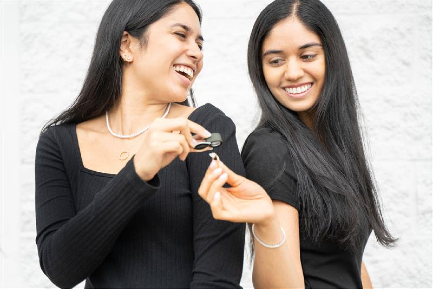 House of Riva Sisters